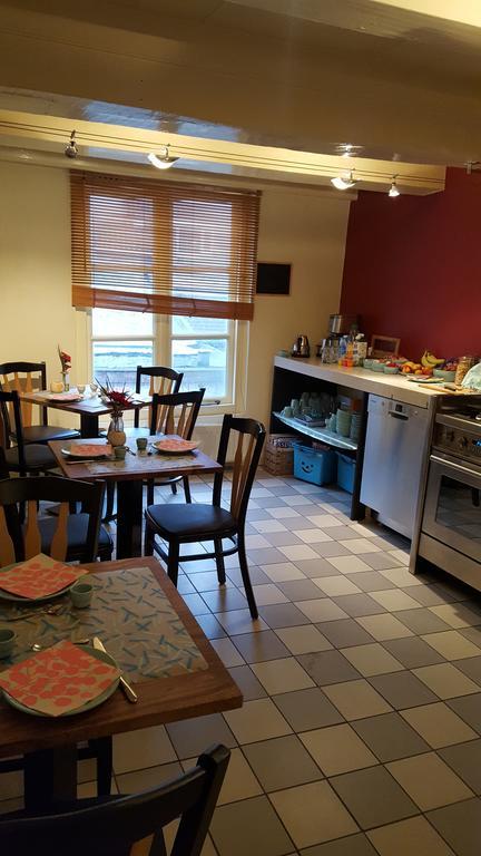 B&B Bij De Sassenpoort Зволе Екстериор снимка