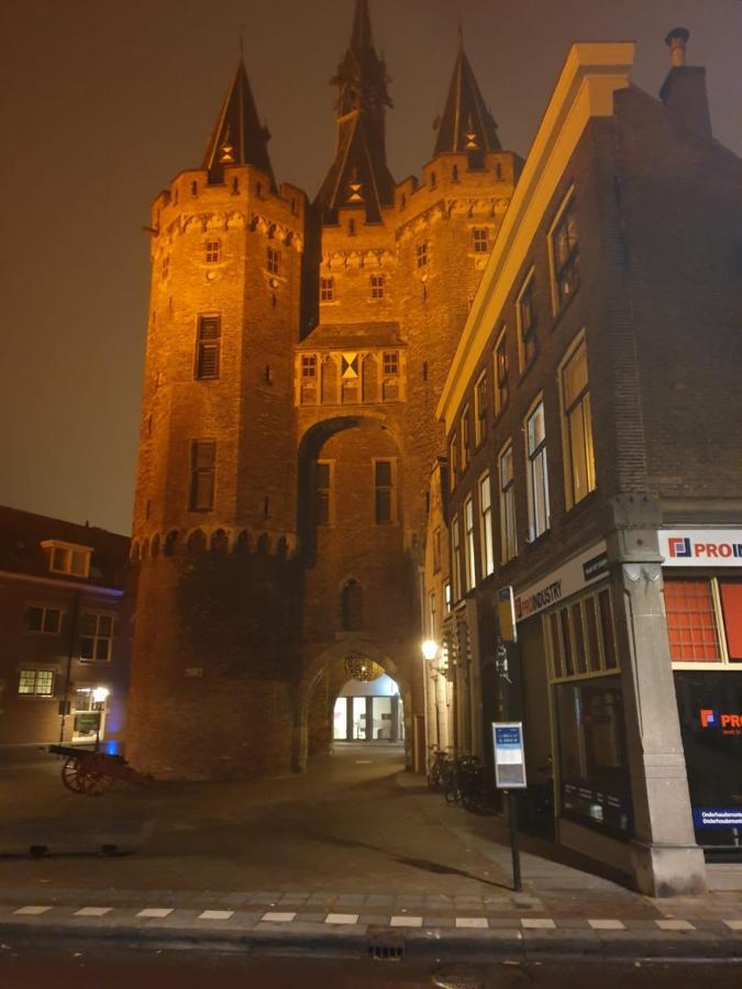 B&B Bij De Sassenpoort Зволе Екстериор снимка